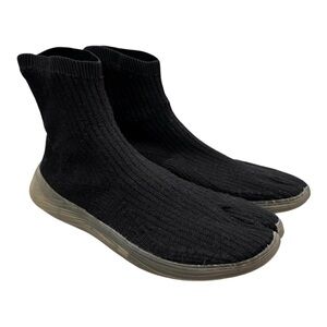 ILYSM Tabi Camel Split Toe Stretch Sneakers Slip On Shoes Size Men's 7  / W 8.5